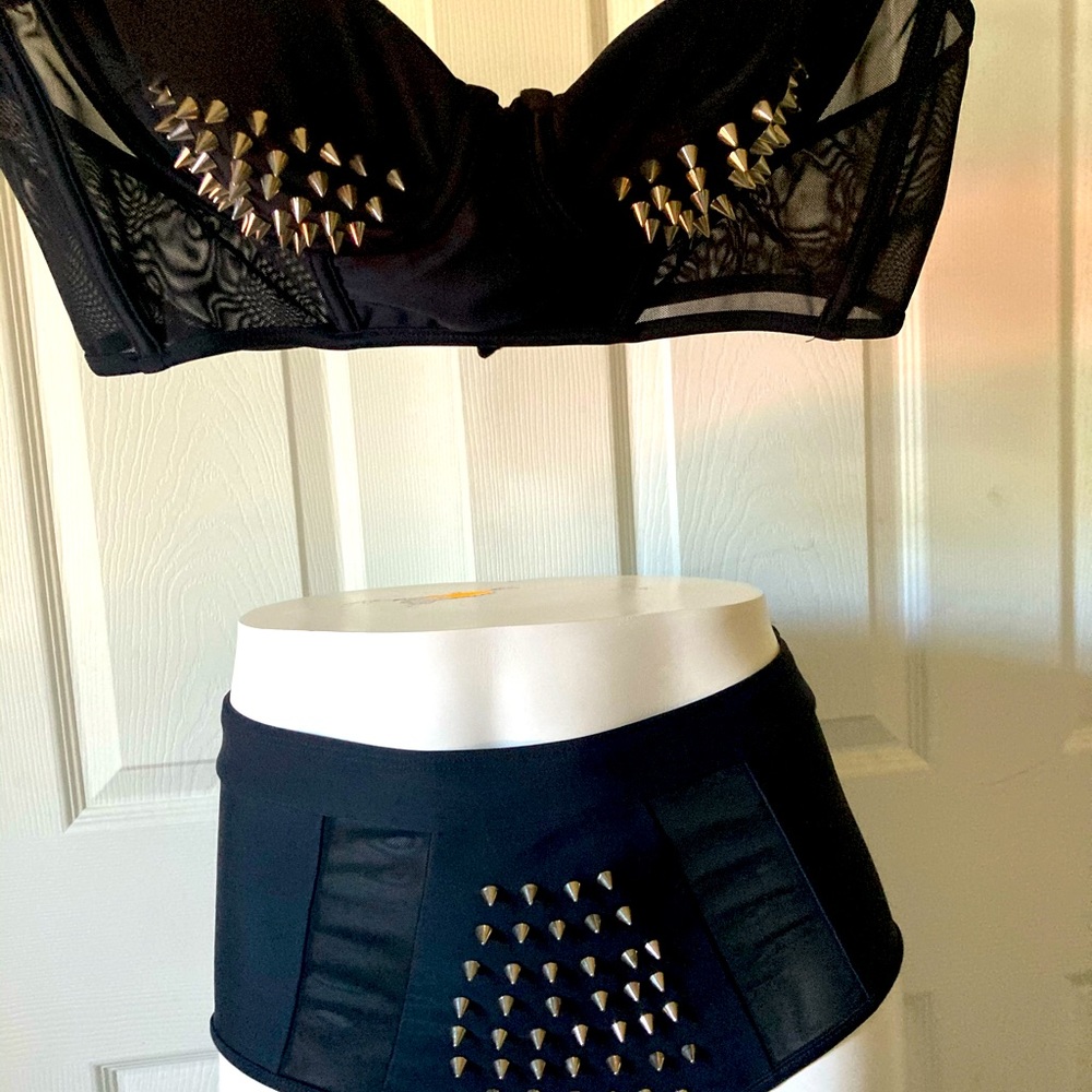 Current mood spiky 2 piece